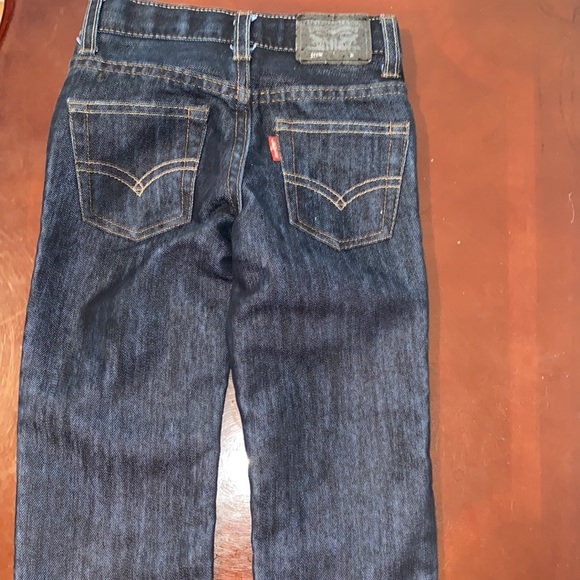 Jeans - Picture 2 of 3